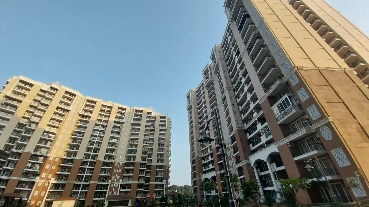 Exterior Image