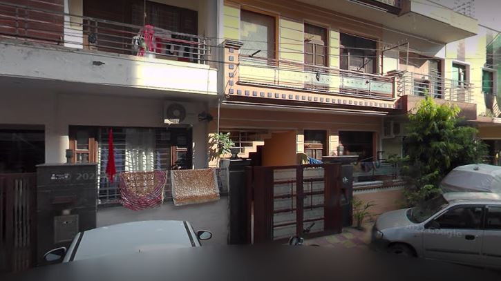 Realty Up Best Property Dealers
