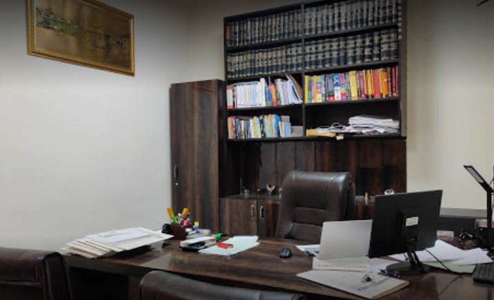Karamveer Singh Advocate