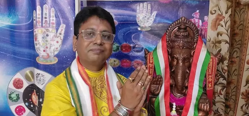 Dr R Shastri