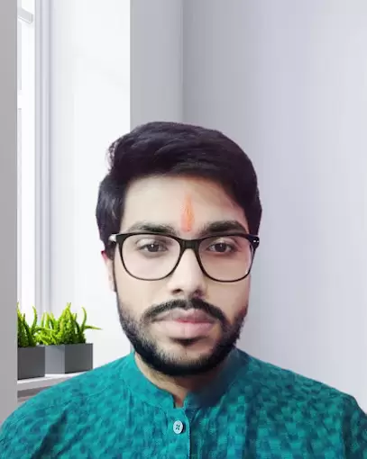 Astrologer Jyotishraj Suvrajit