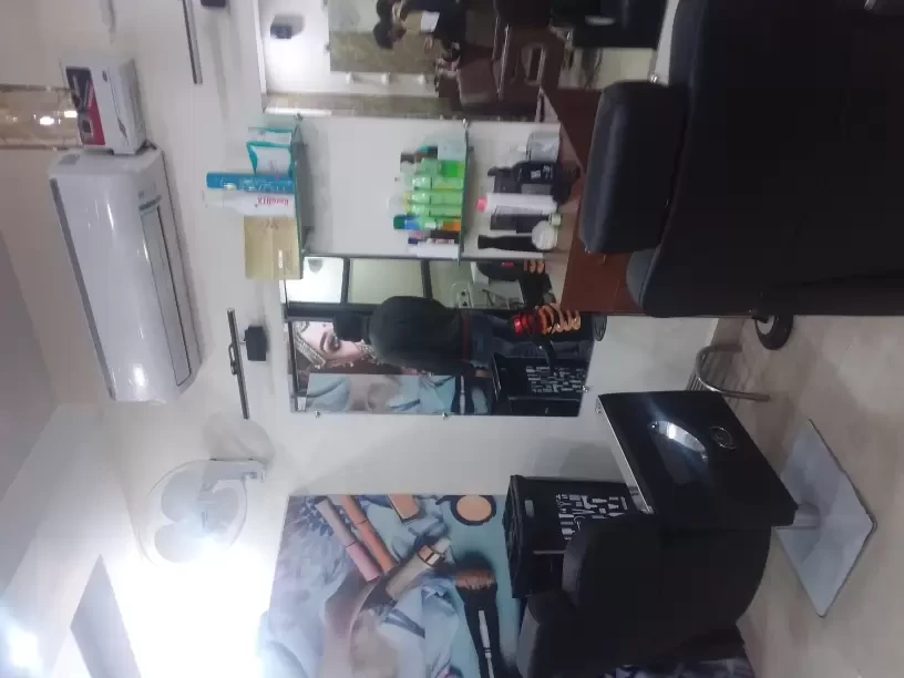 Akhil Gama Makeovers