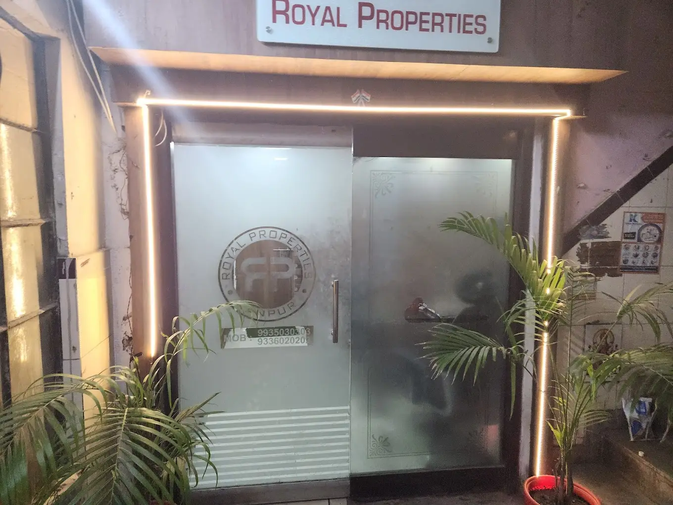 Royal PropertiesProperty DealerRentSale&Purchase