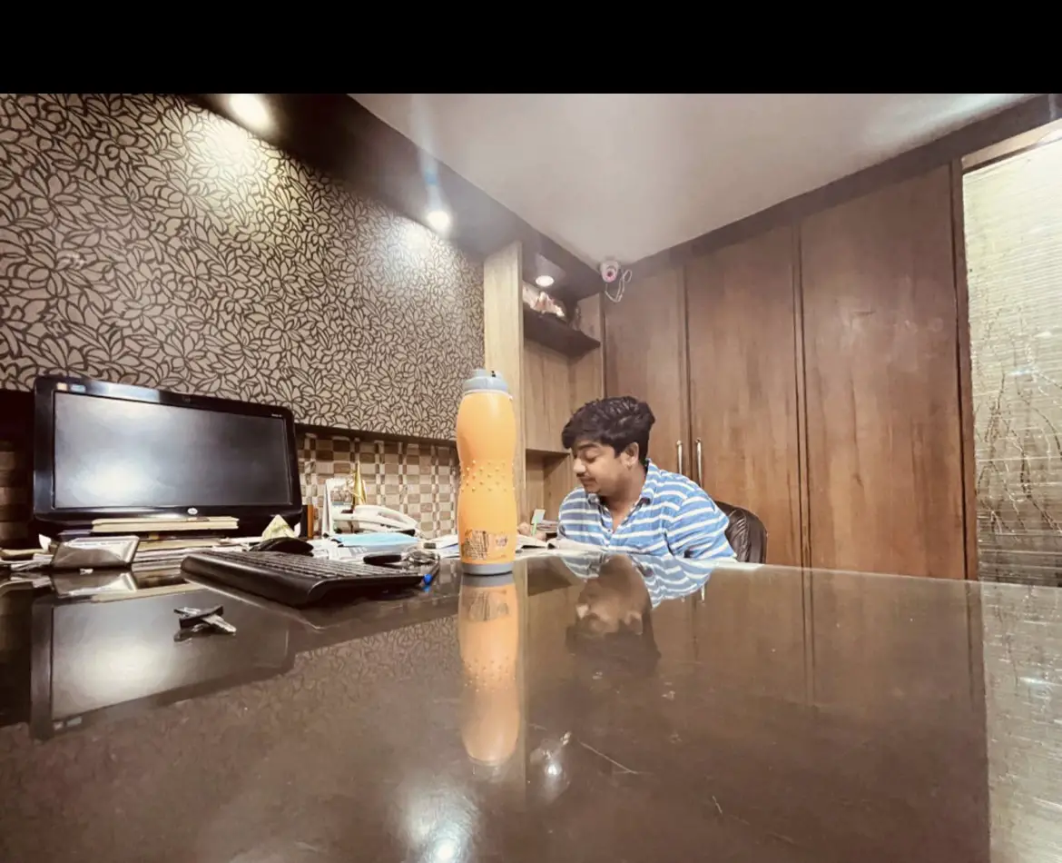 Royal PropertiesProperty DealerRentSale&Purchase