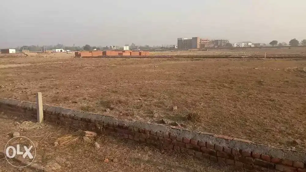 Anoop Asthana Properties