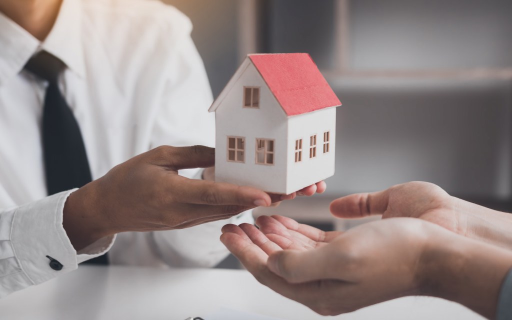 Hind Real Estate