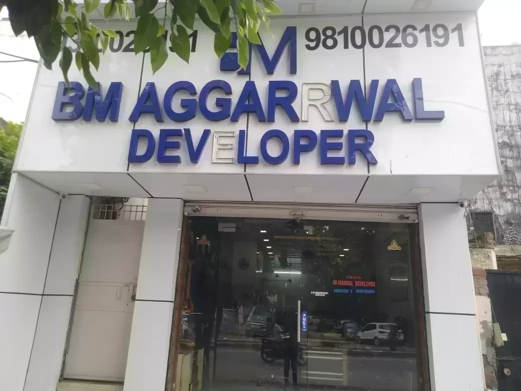 B M Aggarwal developer
