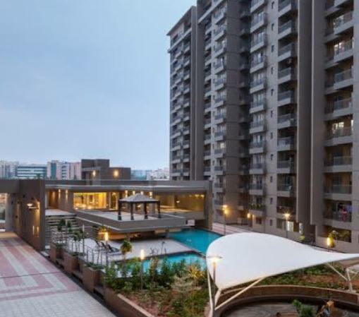 AB10 Realty