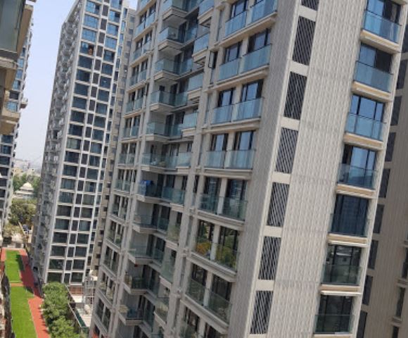 Maverick Realty