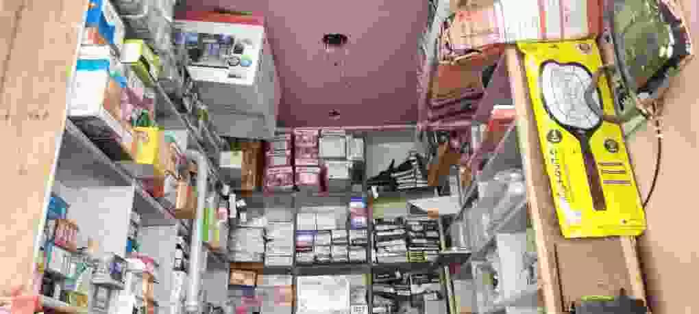 Anushka Traders