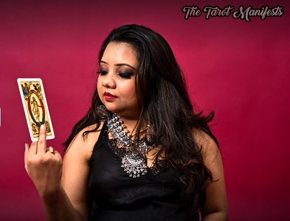 The Tarot Manifests