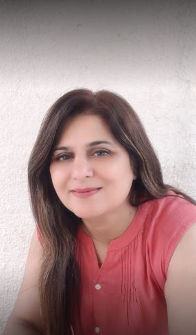 Astrologer Dr Shalini Munjal