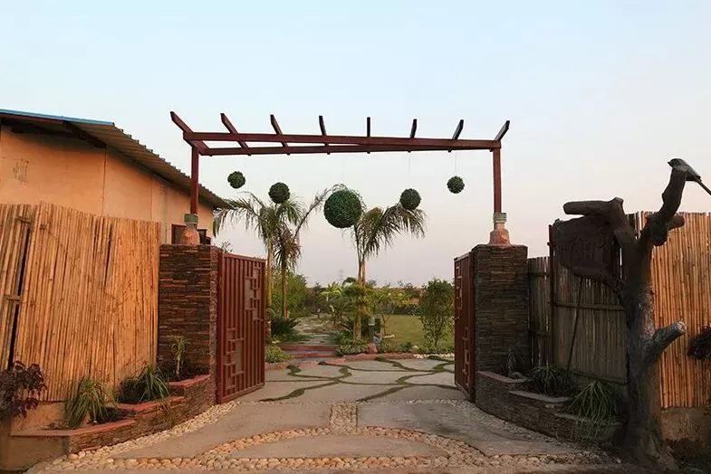 Exterior Image