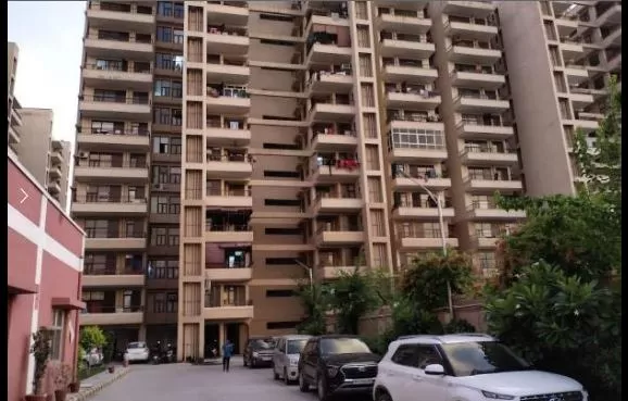 Hazel Heights image
