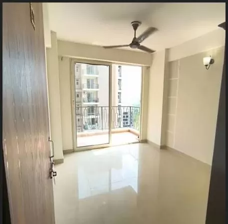 Dishita Yashika Green Square image