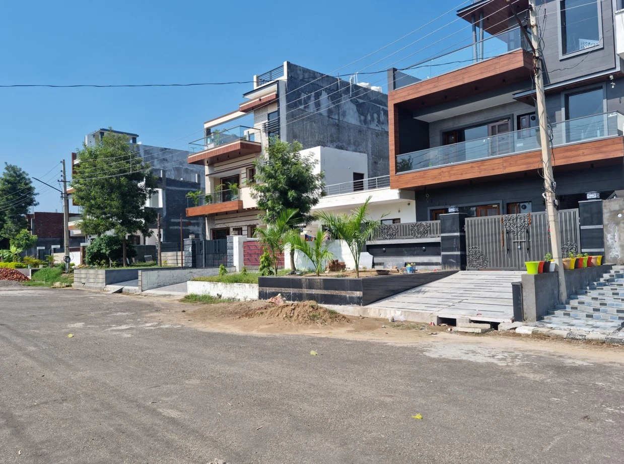 Idyllic Panchkula Eco City image