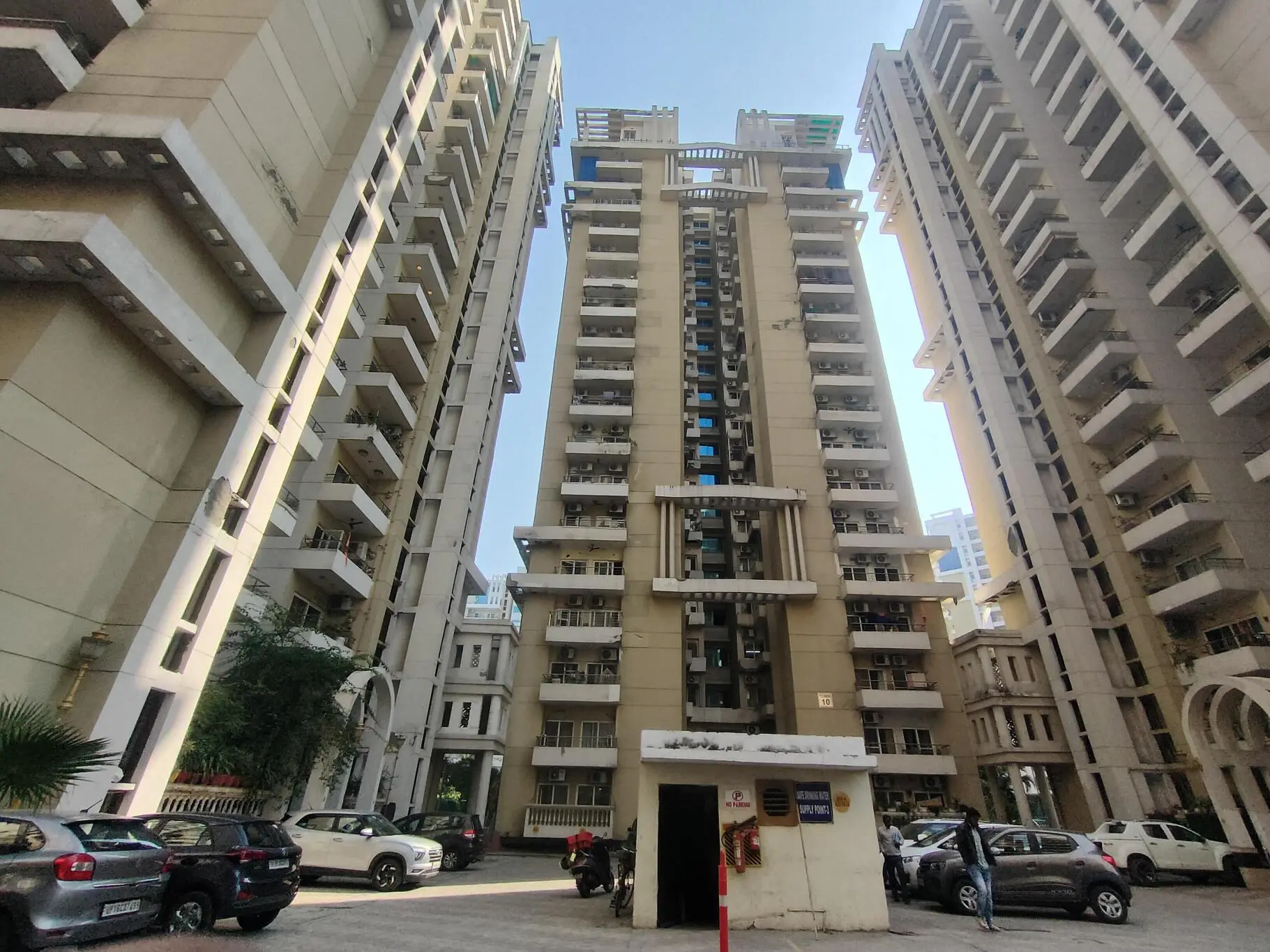 Exterior Image