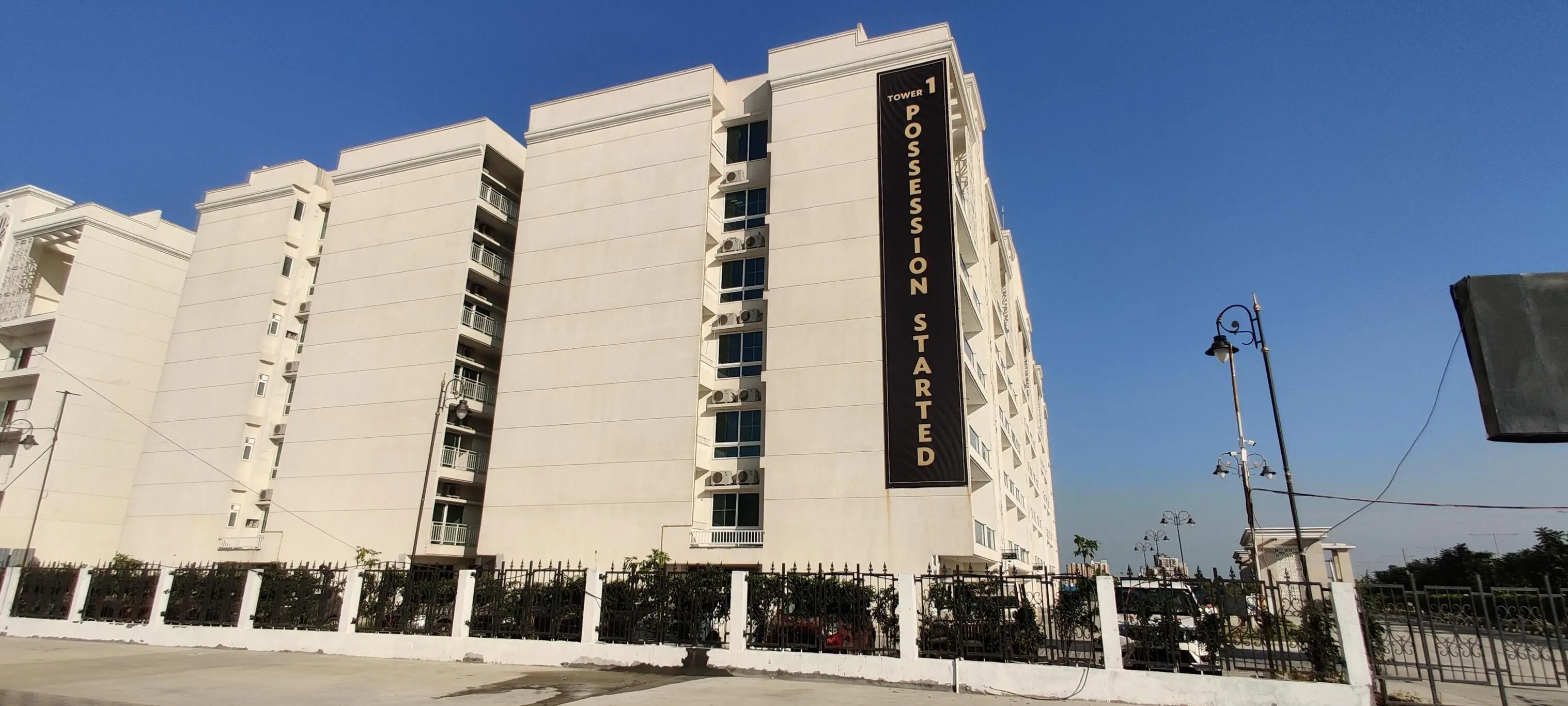 Wave Veridia Oakwood Enclave image