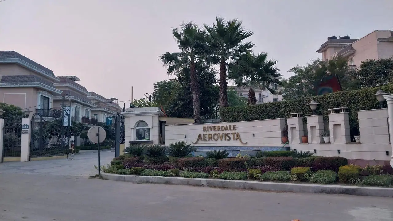 Exterior Image