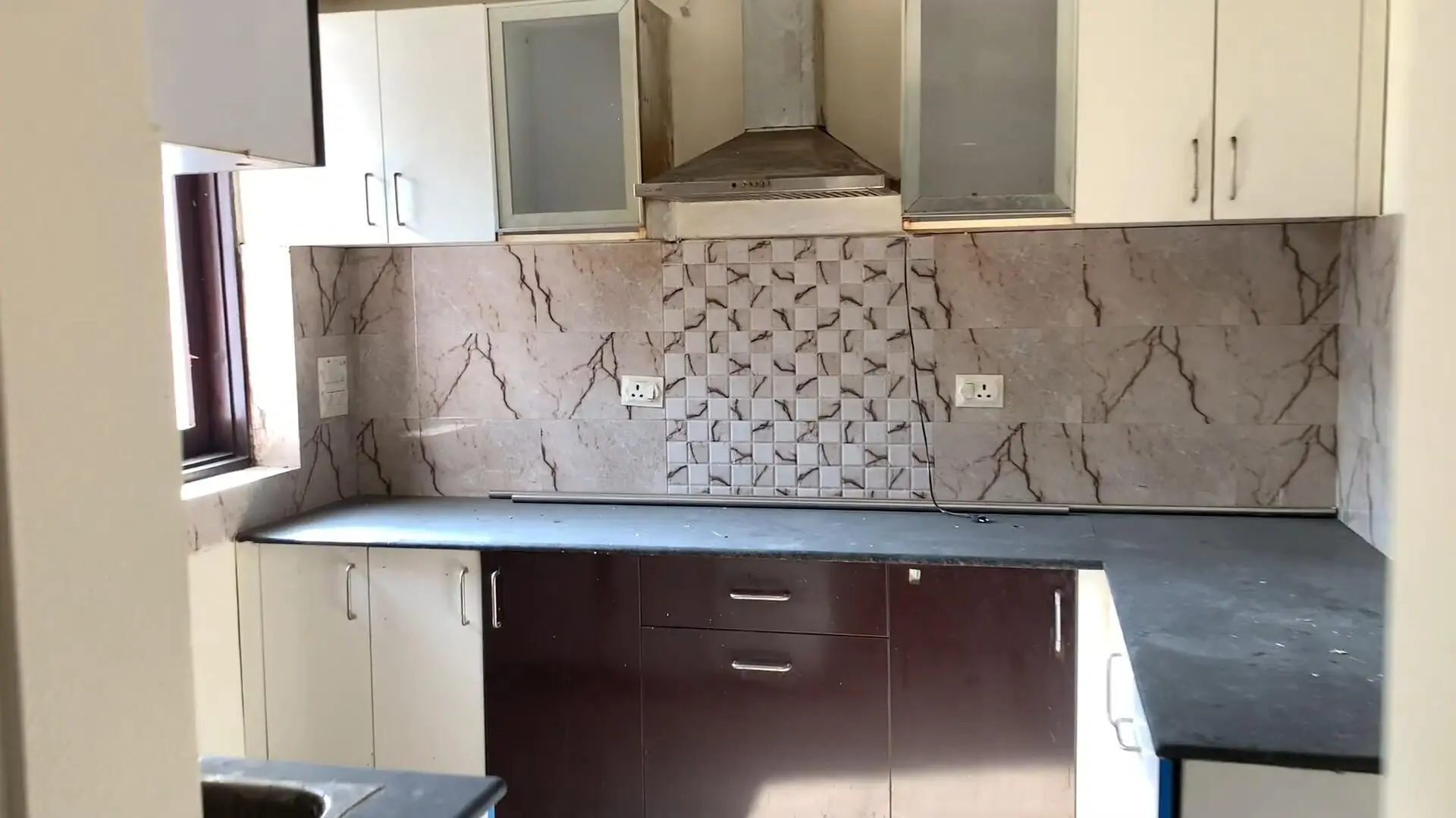 TDI Emperor Floors image