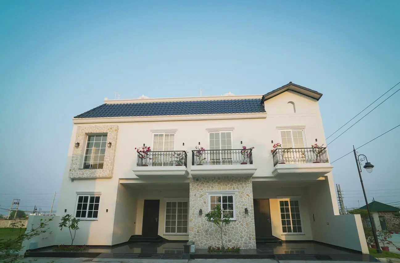 Exterior Image